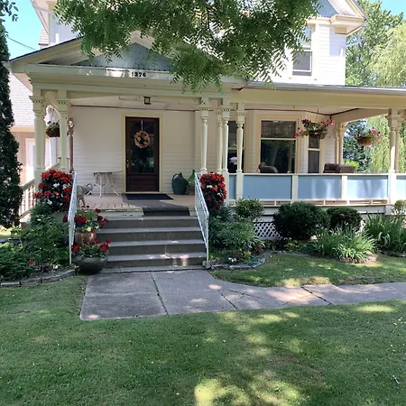 Green Oaks B&B-2